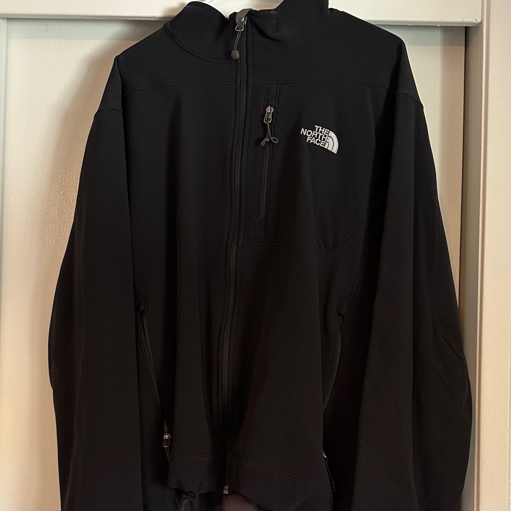 The North Face Men's Jet Black Performance Jacket